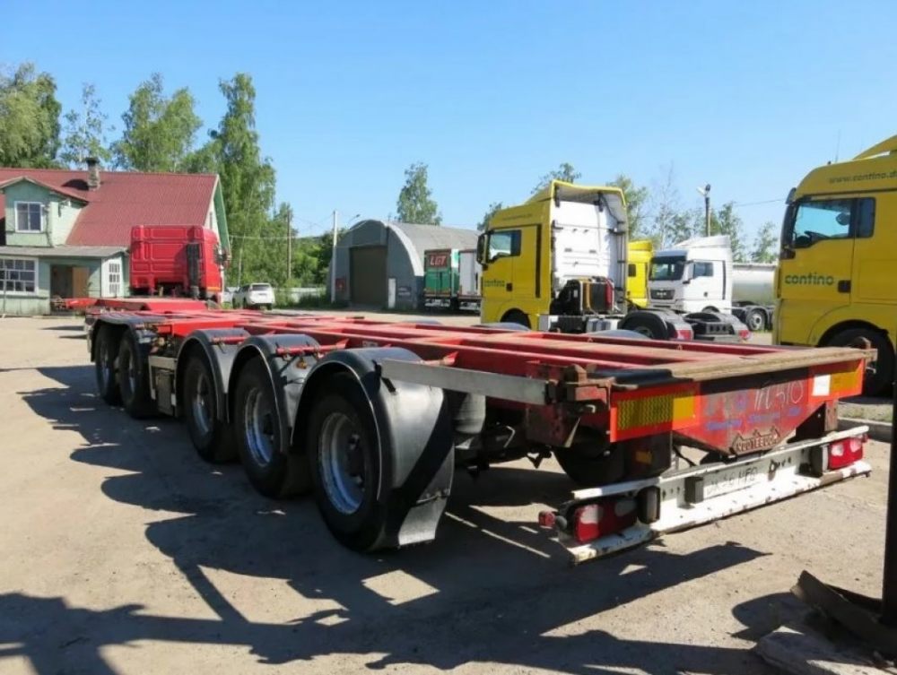 Контейнеровоз Оказываем грузоперевозки контейнеров на полуприцепах взять в аренду, заказать, цены, услуги - Данилов