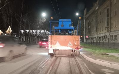 Уборка улиц и дорог спецтехникой и дорожными уборочными машинами - Ярославль, цены, предложения специалистов