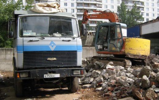 Вывоз строительного мусора, погрузчики, самосвалы, грузчики стоимость услуг и где заказать - Ярославль
