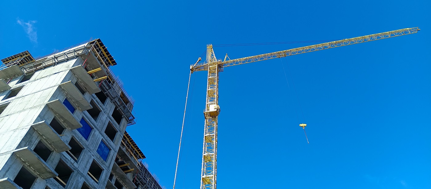 Аренда и услуги башенных кранов для стротельства высотных домов и зданий в Данилове